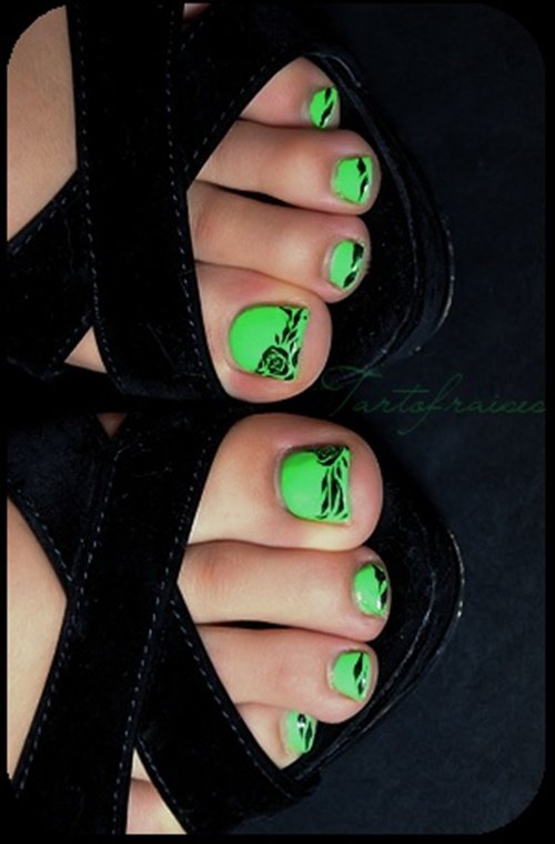 cute-toe-nail-art-6