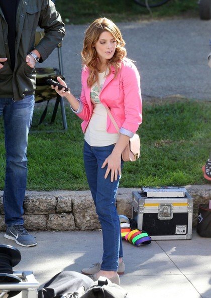 Ashley's getup in the Scene of Burying the Ex