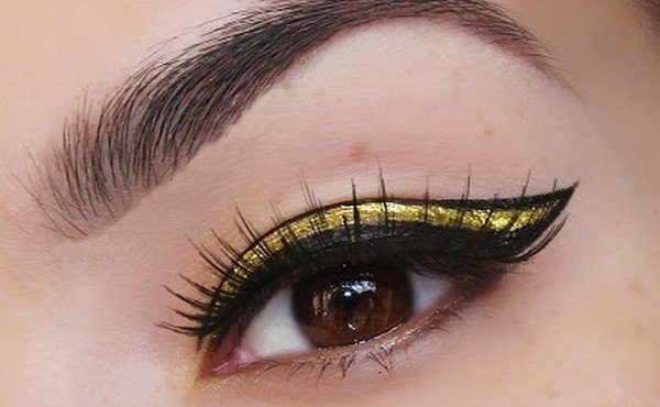 Golden-Black-Eye-Makeup-Tutorial