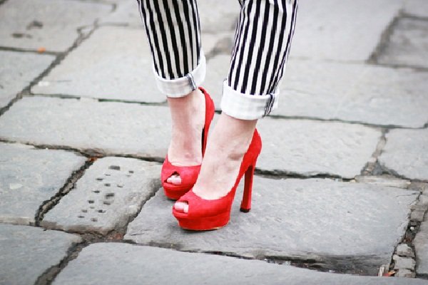 Red hot heels (26)